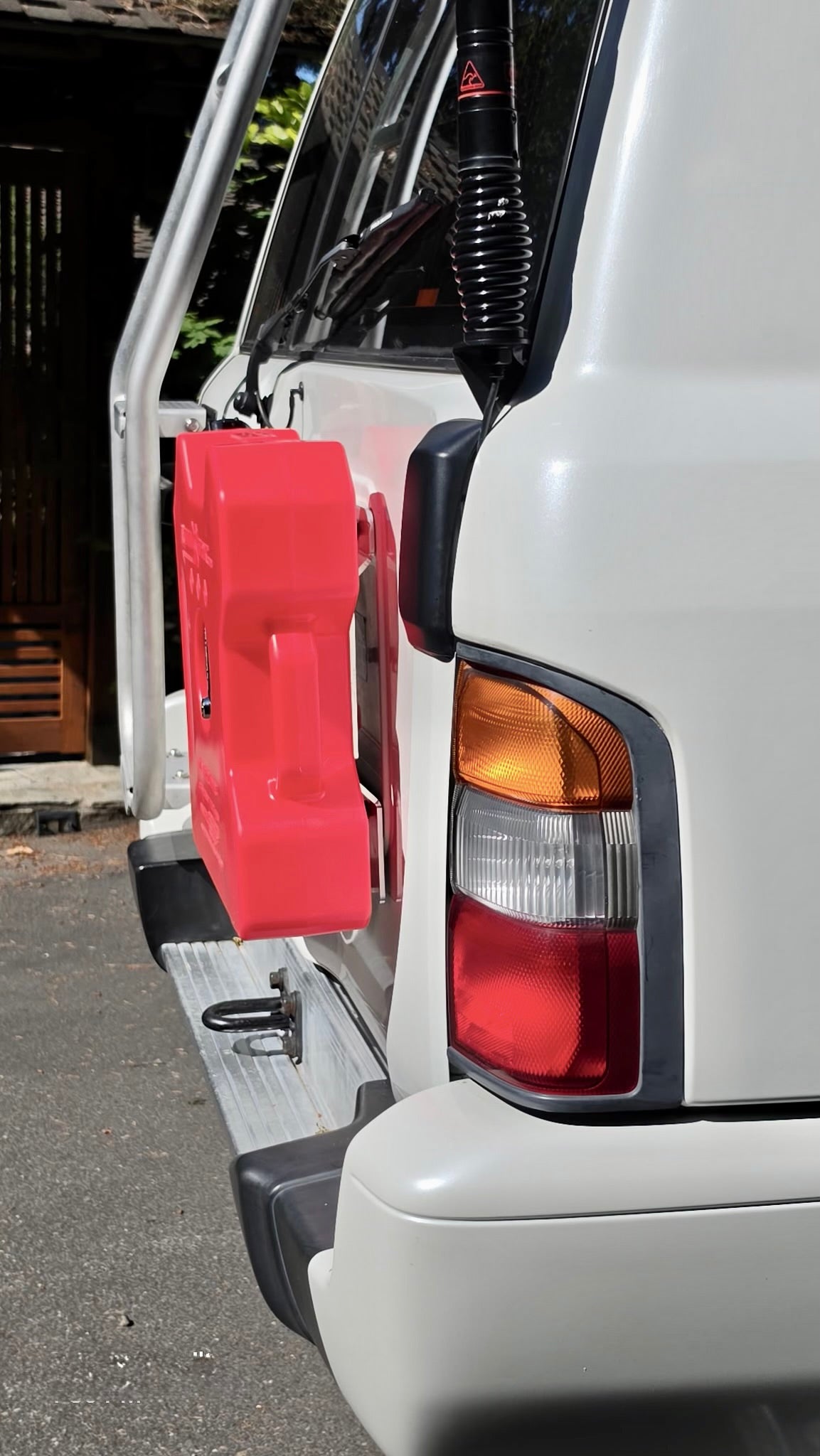 Nissan Patrol Y61 Rotopax Mount - Spare Tire location
