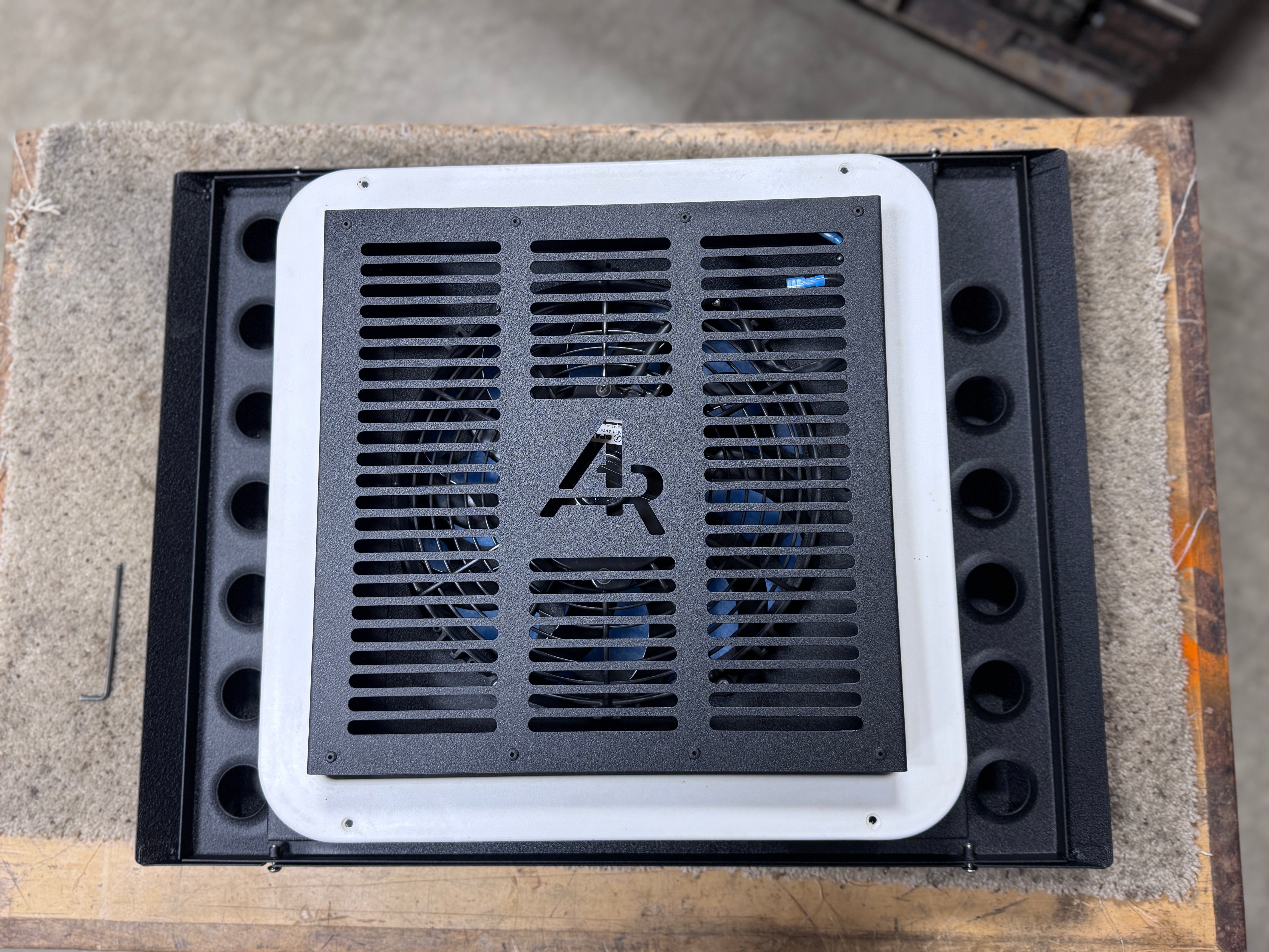 Low-Profile DustBox™ Pressurization System